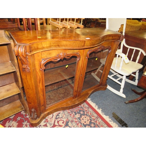 765 - A VICTORIAN WALNUT CHIFFONIER BASE WITH LATER TOP W-120 CM S/D