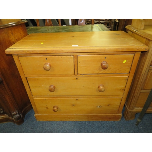 789 - A VICTORIAN PINE CHEST OF FOUR DRAWERS - W 91 CM