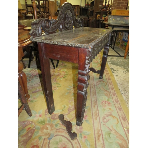 814 - A VICTORIAN CARVED OAK SIDE TABLE W-106 CM