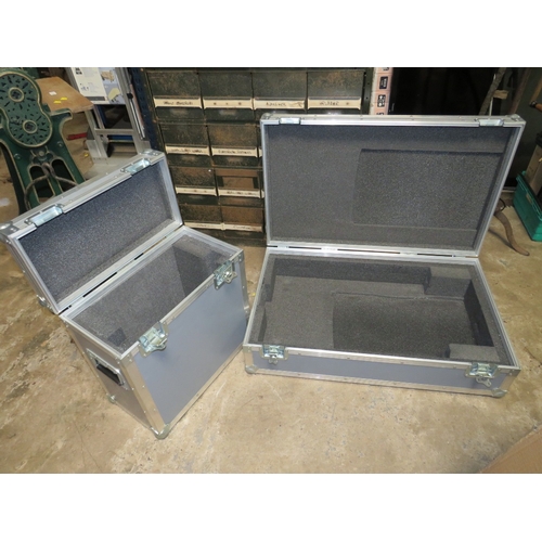 624 - TWO SILVER AIRCRAFT TYPE STORAGE CARGO CASES