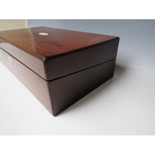 506 - A 19TH CENTURY MAHOGANY WRITING SLOPE, W 40 cm