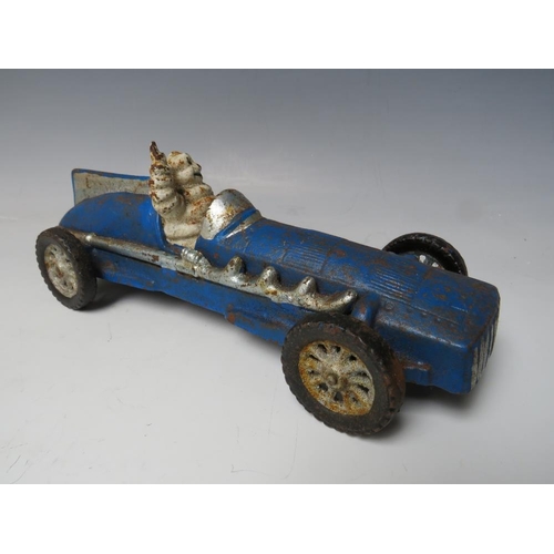 532 - A VINTAGE HUBLEY METAL RACING CAR ADVERTISING MICHELIN TYRES, L 25 cm