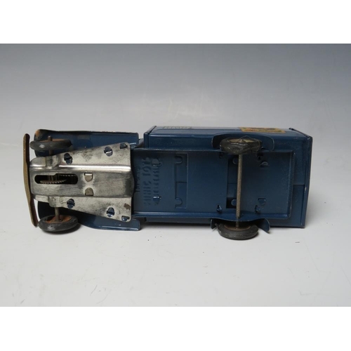 533 - A VINTAGE CLOCKWORK TINPLATE MINIC LORRY 'L.N.E.R. EXPRESS PARCELS SERVICE', L 14 cm