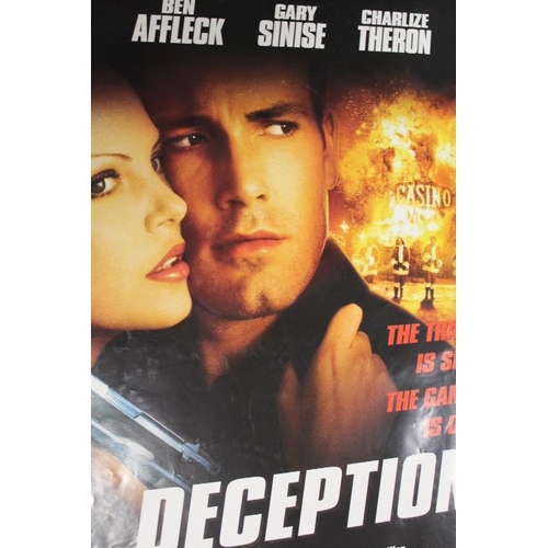 30 - A FOLDER OF ASSORTED CINEMA POSTERS TO INCLUDE THREE KINGS, DECEPTION, MAGNOLIA AND THE SIEGE ETC