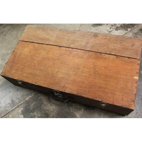 513 - A WOODEN CARPENTERS TOOLBOX WITH VARIOUS TOOLS, BRACES AND DRILLS