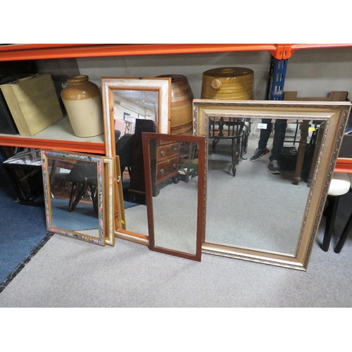 647 - A COLLECTION OF FIVE ASSORTED MODERN MIRRORS (5)