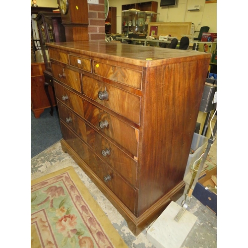 608 - A 19TH CENTURY MAHOGANY CHEST OF SIX DRAWERS W-116 CM