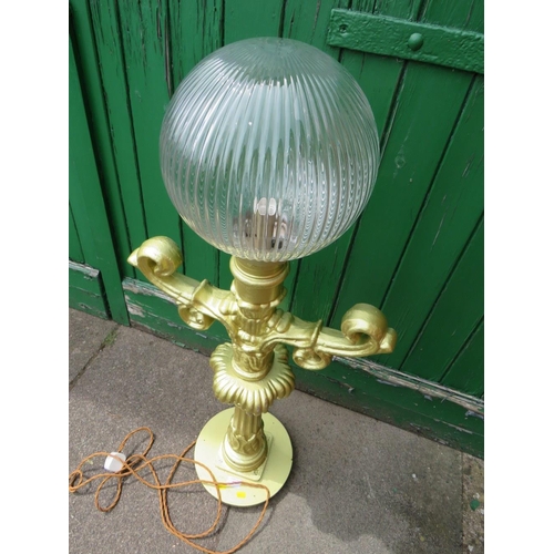 65 - SOLID CAST ALLOY PIER LIGHT MOUNTED ON A ROUND STEEL BASE