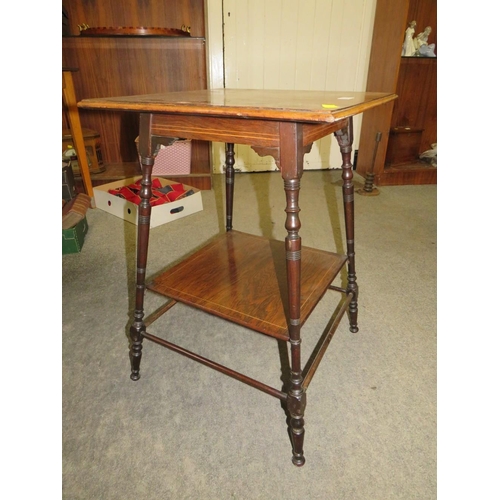 718 - AN EDWARDIAN ROSEWOOD TWO TIER OCCASIONAL TABLE