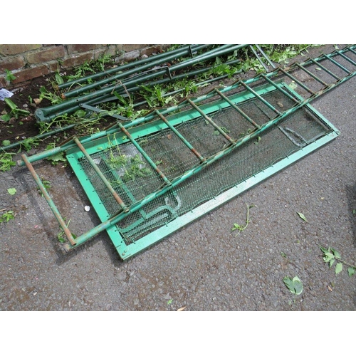 555 - A VINTAGE GREEN  METAL MILITARY LADDER AND A BED BASE ETC