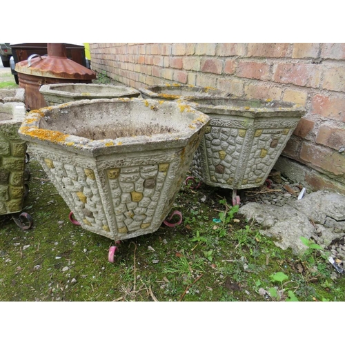 568 - SIX STONE GARDEN PLANTERS