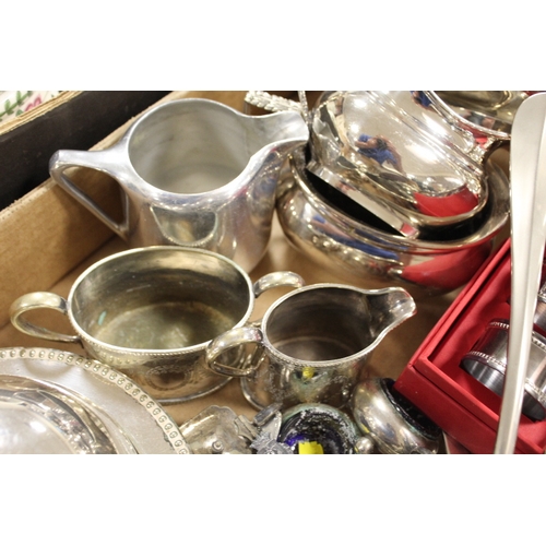 79 - A TRAY OF ASSORTED METALWARE TO INCLUDE A THREE PIECE TEASET, NAPKIN RINGS ETC