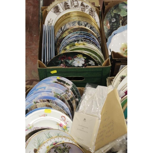78 - FIVE TRAYS OF ASSORTED COLLECTORS PLATES , CABINET PLATES ETC
