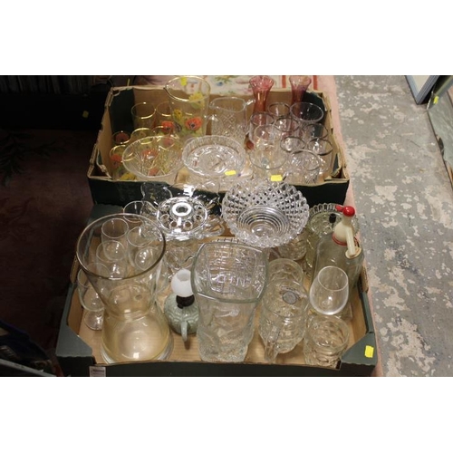 100 - TWO TRAYS OF ASSORTED GLASSWARE TO INCLUDE A DAYLA OF AYLESBURY SODA SIPHON