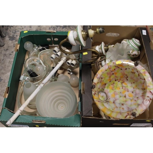 136 - TWO TRAYS OF ASSORTED VINTAGE LIGHT FITTINGS TO INCLUDE A VINTAGE MOTTLED GLASS LIGHT SHADE ETC