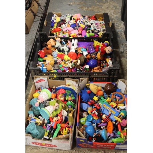 146 - A LARGE QUANTITY OF ASSORTED MCDONALDS TOYS ETC