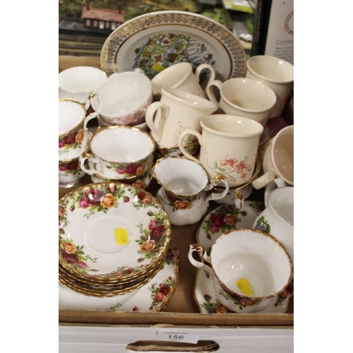 156 - TWO TRAYS OF ASSORTED CERAMICS TO INCLUDE OLD COUNTRY ROSES . PARAGON, AYNSLEY ETC 