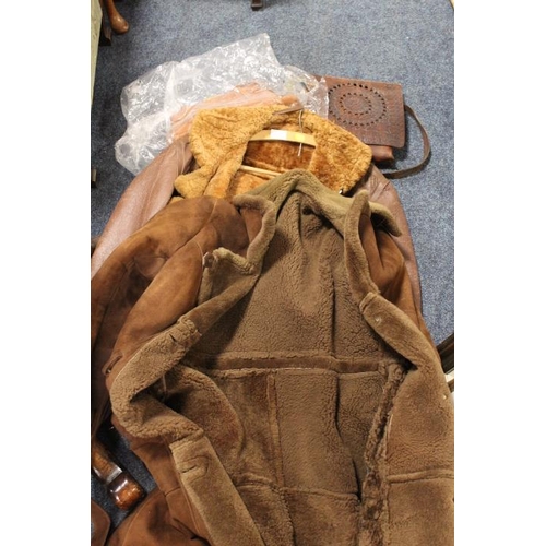 157 - A QUANTITY OF VINTAGE CLOTHING AND ACCESSORIES TO INCLUDE BOMBER JACKET, LEATHER SATCHEL ETC