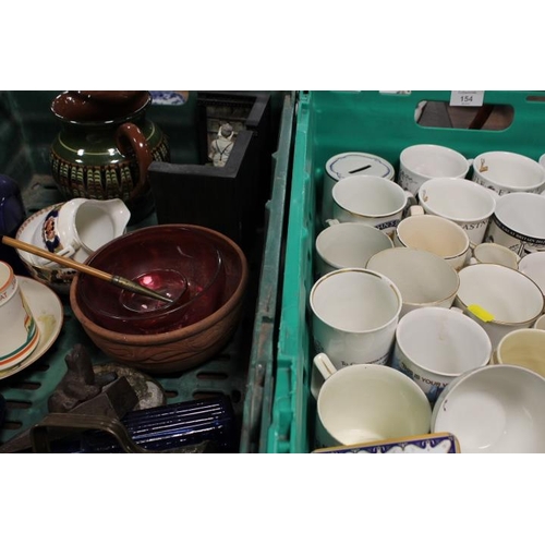 154 - TWO TRAYS OF ASSORTED CERAMICS ETC TO INCLUDE A PAIR OF NOVELTY BOOK ENDS