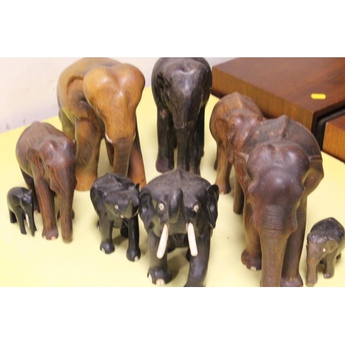 176 - A TRAY OF MOSTLY TREEN ELEPHANTS ETC