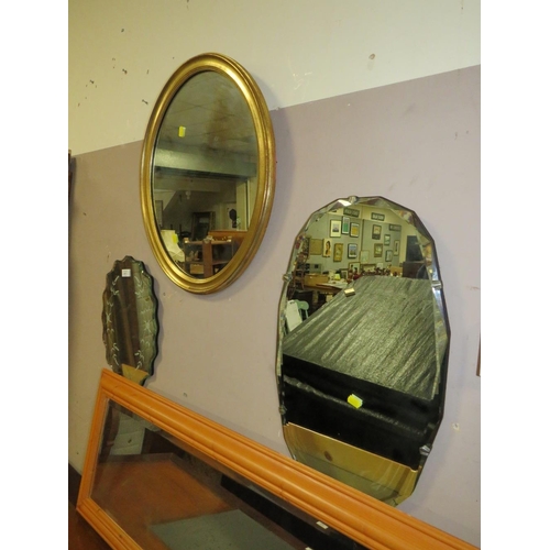 817 - A COLLECTION OF FIVE ASSORTED WALL MIRRORS TO INC AN ETCHED EXAMPLE (5)