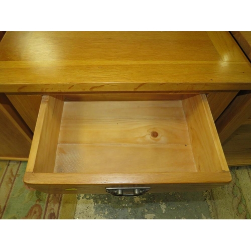 864 - A MODERN LIGHT OAK TWO DRAWER CONSOLE TABLE TOGETHER WITH A SINGLE DRAWER LAMP TABLE (2)