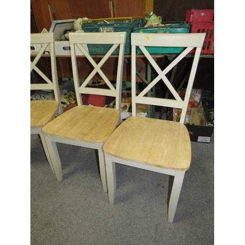 872 - A SET OF FOUR MODERN CHAIRS