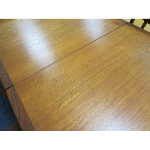 883 - A RETRO TEAK 'E GOMME' FOR G-PLAN EXTENDING DINING TABLE & FOUR CHAIRS