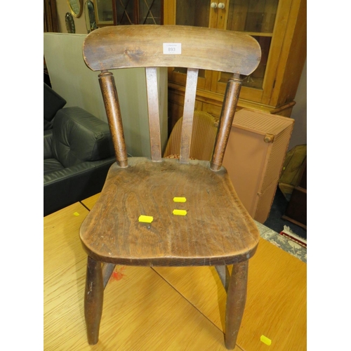 893 - A SMALL VINTAGE CHILDS CHAIR