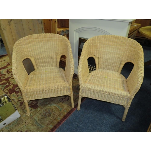 912 - A PAIR OF MODERN CONSERVATORY CHAIRS PLUS A PAIR OF WICKER CHAIRS (4)