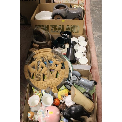 93 - THREE TRAYS OF ASSORTED CERAMICS