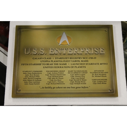 230 - FOUR STAR TREK LOT TO INCLUDE USS ENTERPRISE NCC 1701D DEDICATION PLAQUE TOGETHER WITH 6 DIFFERENT B... 