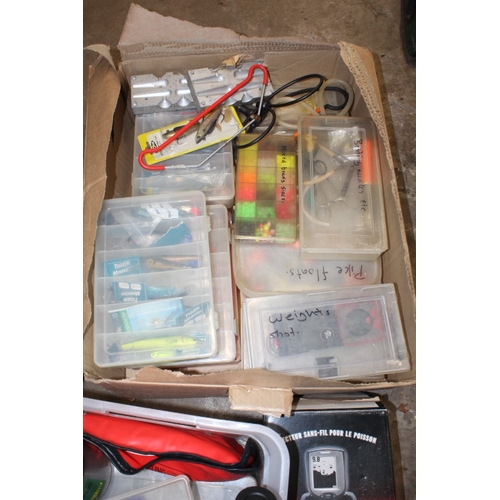 631 - A SELECTION OF FISHING EQUIPMENT TO INCLUDE A FISHING BOX, WEIGHTS, FLOATS AND RODS