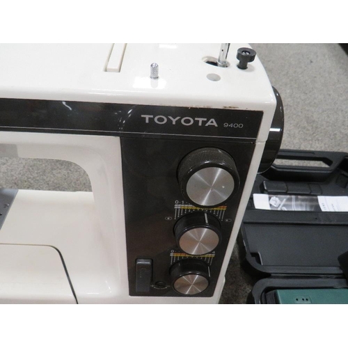 100 - A CASED VINTAGE ALPHA SEWING MACHINE TOGETHER WITH A TOYOTA EXAMPLE AND A CASED PARK SIDE MODELING A... 