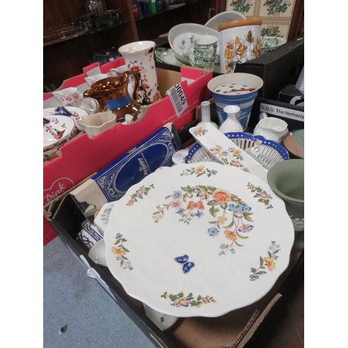 161 - THREE TRAYS OF ASSORTED CERAMICS TO INCLUDE WEDGWOOD, COALPORT, PORTMEIRION ETC TO INCLUDE VASES