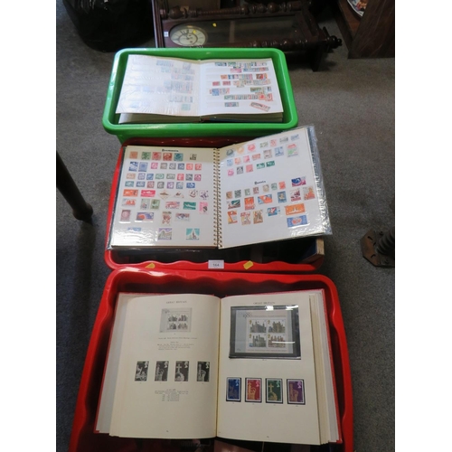 164 - THREE TRAYS OF STAMP ALBUMS /  COLLECTION