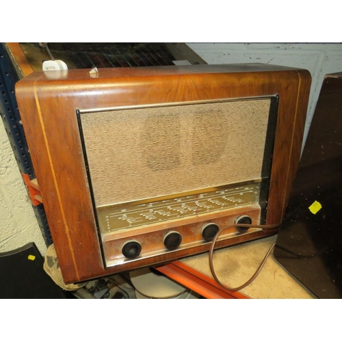 605 - FIVE ASSORTED WOODEN CASED VALVE RADIOS - A/F