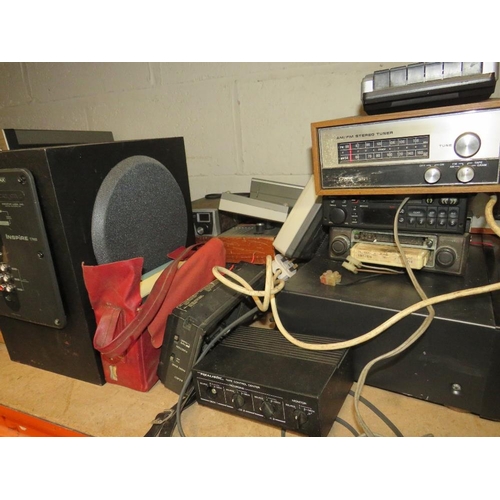 615 - A LARGE SELECTION OF VINTAGE PORTABLE RADIOS, TELEVISION SETS, CASSETTE AND AUDIO EQUIPMENT