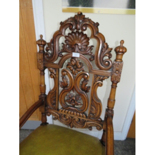 809 - A LARGE CARVED MAHOGANY 'THRONE' CHAIR