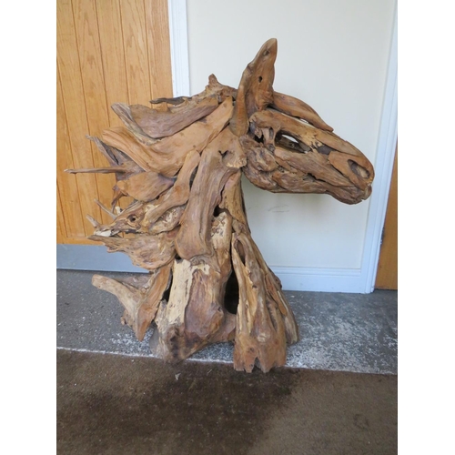 810 - A LARGE DRIFTWOOD STYLE HORSE HEAD - 101 x 95 cm