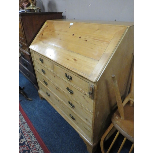 826 - AN ANTIQUE PINE COUNTRYMADE BUREAU - W 106.5 cm