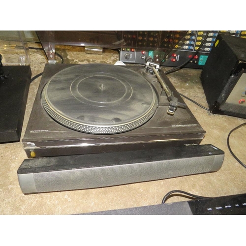 97 - TWO RECORD TURNTABLES TOGETHER WITH A VINTAGE NORMAN AVENGER 1200 AMPLIFIER, TWO SOUND BARS AND A PC... 