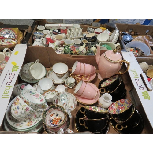 187 - FIVE TRAYS OF ASSORTED CERAMICS AND COLLECTABLES TO INCLUDE WEDGWOOD JASPER WARE AND OLD TUPTON WARE