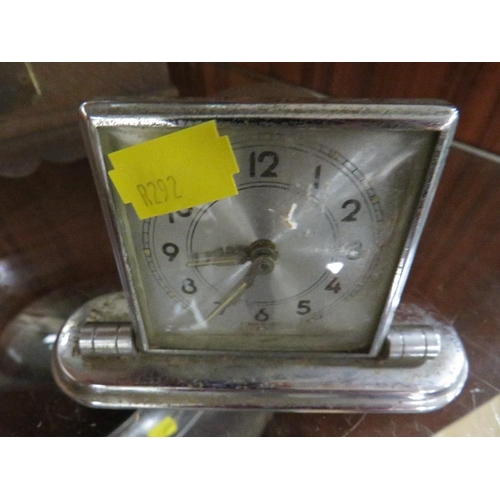 211 - A VINTAGE MANTLE CLOCK TOGETHER WITH AN ART DECO STYLE DESK CLOCK (2)