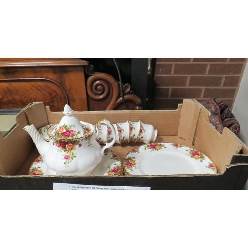 105 - A TRAY OF ROYAL ALBERT OLD COUNTRY ROSES TO IINCLUDE TEAPOT AND LID, SIX TEA CUPS, SIX SAUCERS, SIX ... 
