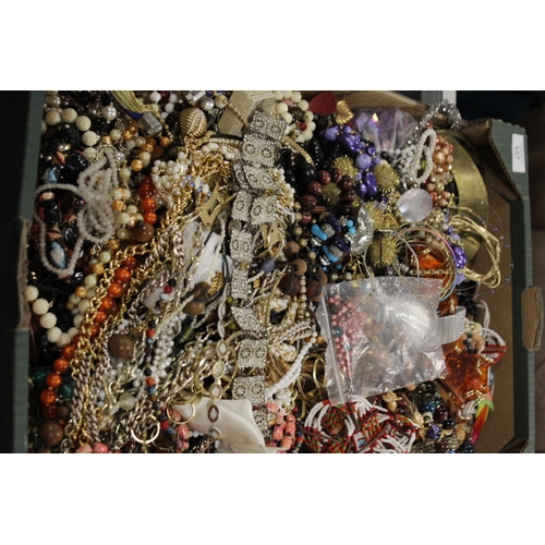 357 - TWO TRAYS OF ASSORTED VINTAGE COSTUME JEWELLERY