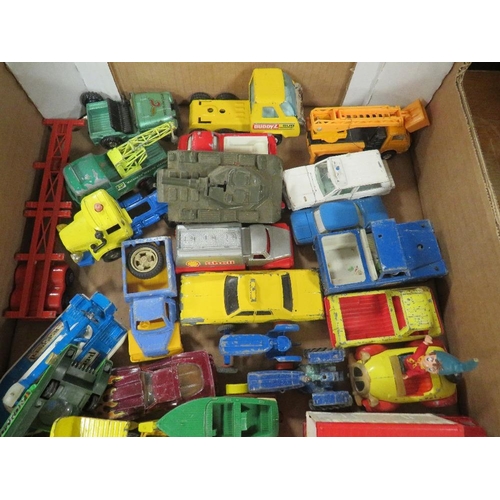 140 - TWO TRAYS OF ASSORTED DIECAST CORGI CARS, VEHICLES, MILITARY AND SMALL DIECAST AIRCRAFT