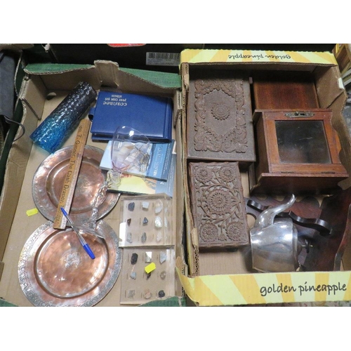 85 - TWO TRAYS SUNDRIES TO INCLUDE  WOODEN ITEMS, DECO FIGURAL GLASS ETC