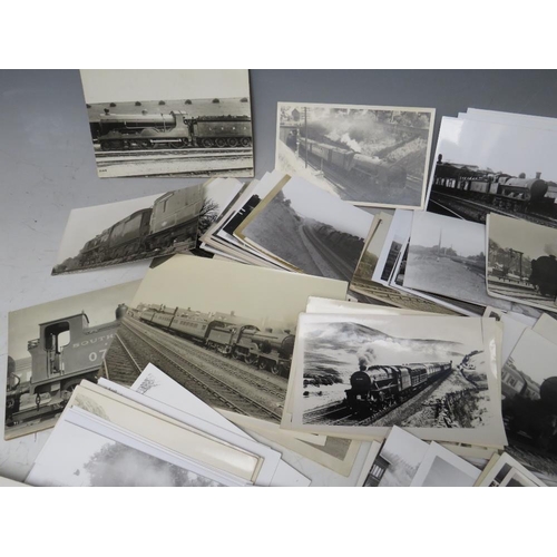 137 - A SMALL TRAY OF 20TH CENTURY RAILWAY AND STEAM LOCOMOTIVE PHOTOGRAPHS, average 9 x 14 cm