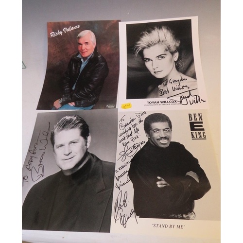 149 - A TRAY OF AUTOGRAPHS AND PHOTOGRAPHS, LETTERS, CARD AND PAPER OF POP STARS AND GROUPS, to include Ea... 